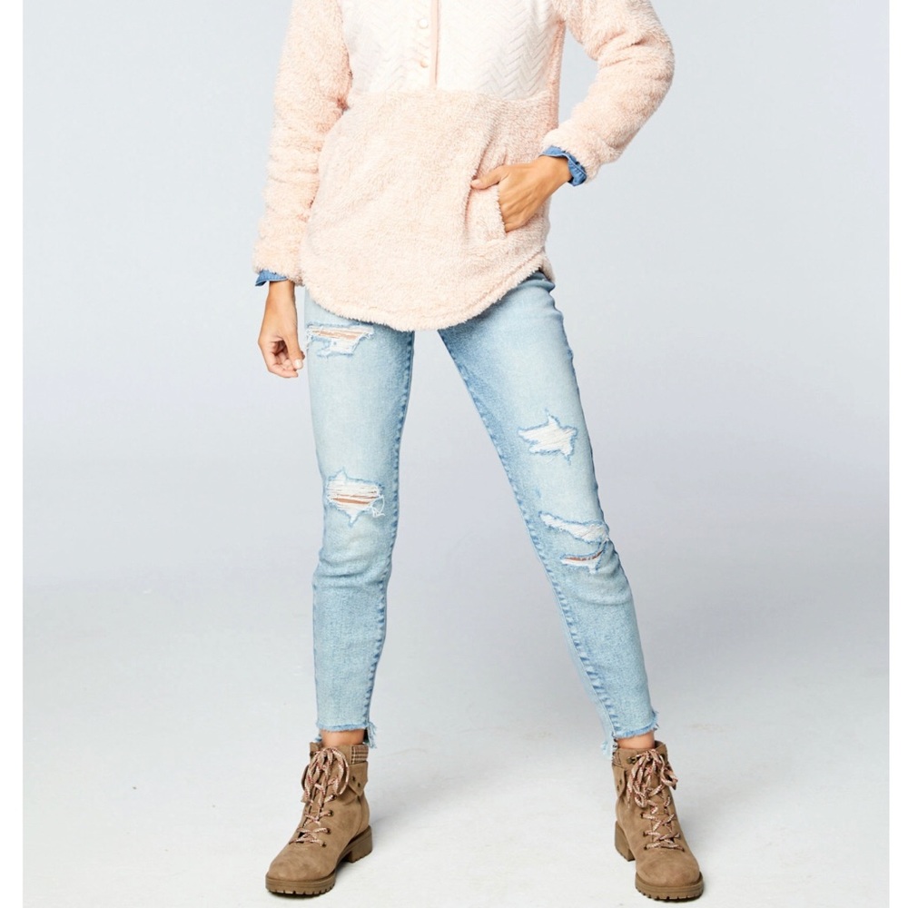 NWT maurices destructed vintage high rise jegging